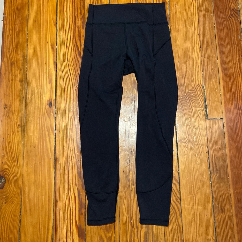 Lululemon black leggings